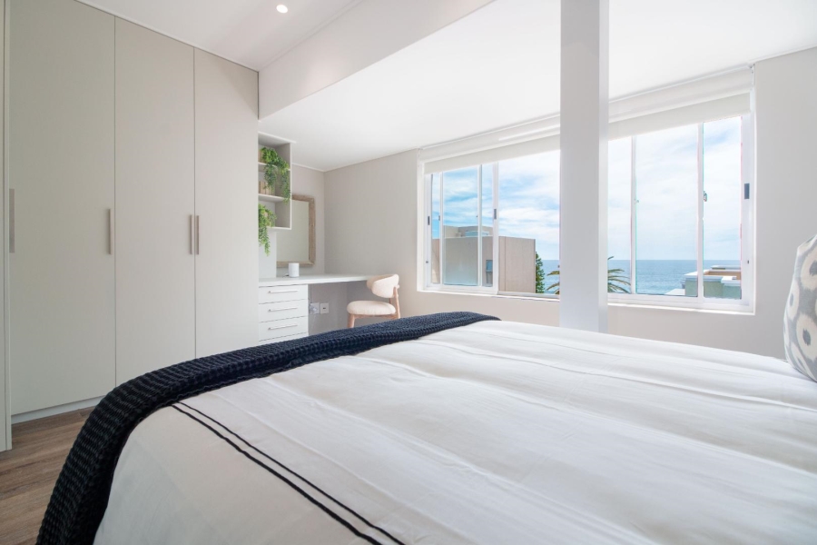 To Let 3 Bedroom Property for Rent in Sea Point Western Cape